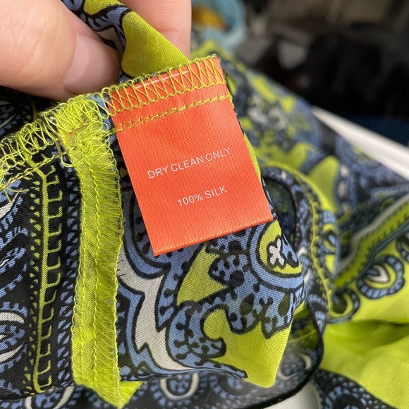 Hale Bob cabana blouse - Picture 7 of 9